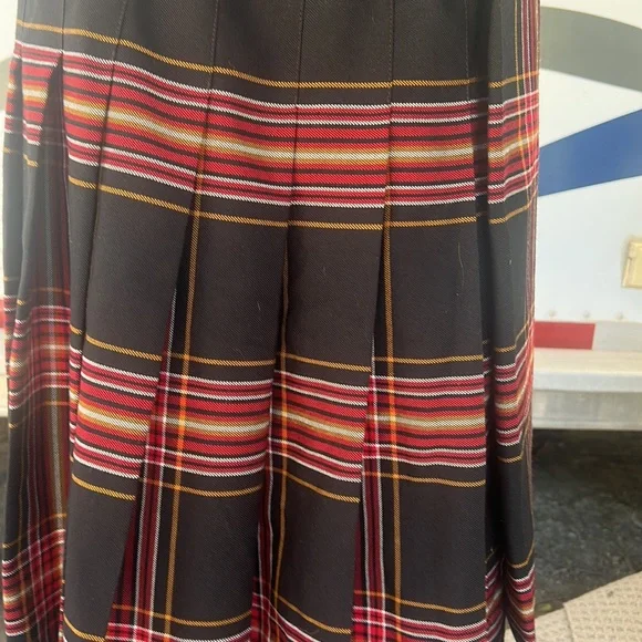 Sport Kilt made in the USA. Firefighter tartan. Traditional look, modern fabric - Picture 3 of 9